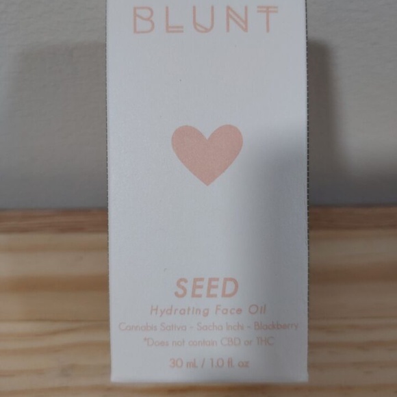 Blunt Skincare Seed Hydrating Face Oil 1 oz/ 30 mL, x2 Bottles - Picture 2 of 3